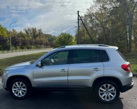 Сірий Фольксваген Тігуан, об'ємом двигуна 2 л та пробігом 233 тис. км за 9500 $, фото 8 на Automoto.ua