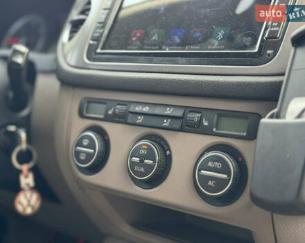 Сірий Фольксваген Тігуан, об'ємом двигуна 2 л та пробігом 226 тис. км за 12200 $, фото 41 на Automoto.ua