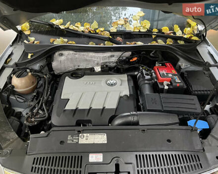 Серый Фольксваген Тигуан, объемом двигателя 1.97 л и пробегом 315 тыс. км за 8999 $, фото 21 на Automoto.ua