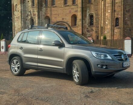 Серый Фольксваген Тигуан, объемом двигателя 1.4 л и пробегом 185 тыс. км за 9200 $, фото 9 на Automoto.ua