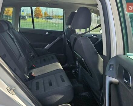 Серый Фольксваген Тигуан, объемом двигателя 2 л и пробегом 330 тыс. км за 9999 $, фото 33 на Automoto.ua