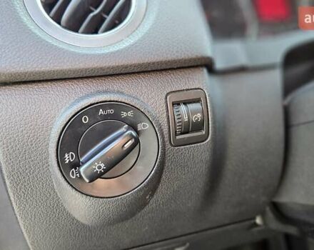 Серый Фольксваген Тигуан, объемом двигателя 2 л и пробегом 330 тыс. км за 9999 $, фото 24 на Automoto.ua