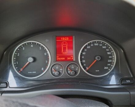 Серый Фольксваген Тигуан, объемом двигателя 1.4 л и пробегом 249 тыс. км за 8800 $, фото 9 на Automoto.ua