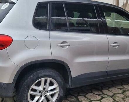 Серый Фольксваген Тигуан, объемом двигателя 1.98 л и пробегом 140 тыс. км за 8700 $, фото 14 на Automoto.ua