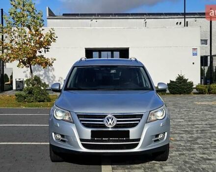 Серый Фольксваген Тигуан, объемом двигателя 2 л и пробегом 330 тыс. км за 9999 $, фото 16 на Automoto.ua