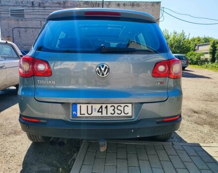 Сірий Фольксваген Тігуан, об'ємом двигуна 1.4 л та пробігом 330 тис. км за 5000 $, фото 1 на Automoto.ua