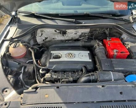 Сірий Фольксваген Тігуан, об'ємом двигуна 2 л та пробігом 233 тис. км за 9500 $, фото 14 на Automoto.ua