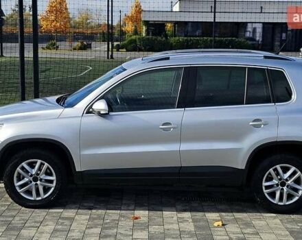 Серый Фольксваген Тигуан, объемом двигателя 2 л и пробегом 330 тыс. км за 9999 $, фото 5 на Automoto.ua