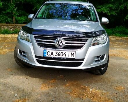 Серый Фольксваген Тигуан, объемом двигателя 1.4 л и пробегом 230 тыс. км за 10350 $, фото 3 на Automoto.ua