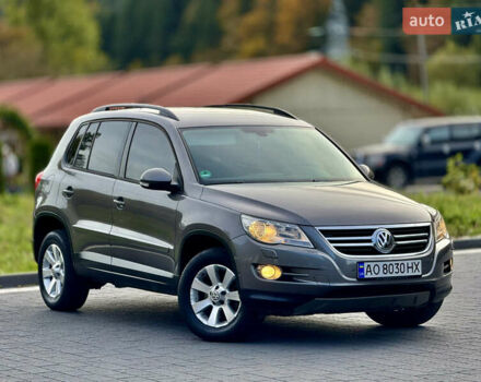 Сірий Фольксваген Тігуан, об'ємом двигуна 2 л та пробігом 226 тис. км за 12200 $, фото 16 на Automoto.ua