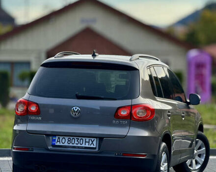 Сірий Фольксваген Тігуан, об'ємом двигуна 2 л та пробігом 226 тис. км за 12200 $, фото 25 на Automoto.ua