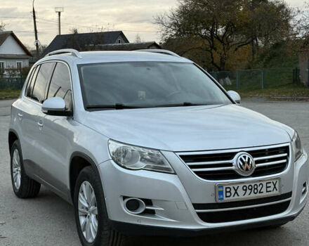 Серый Фольксваген Тигуан, объемом двигателя 1.4 л и пробегом 165 тыс. км за 9700 $, фото 7 на Automoto.ua