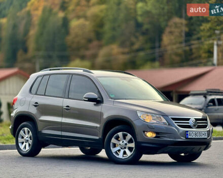 Сірий Фольксваген Тігуан, об'ємом двигуна 2 л та пробігом 226 тис. км за 12200 $, фото 19 на Automoto.ua