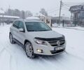 Серый Фольксваген Тигуан, объемом двигателя 2 л и пробегом 202 тыс. км за 11000 $, фото 1 на Automoto.ua