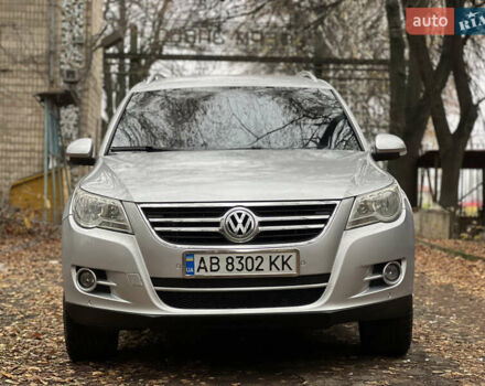 Серый Фольксваген Тигуан, объемом двигателя 1.97 л и пробегом 315 тыс. км за 8999 $, фото 2 на Automoto.ua