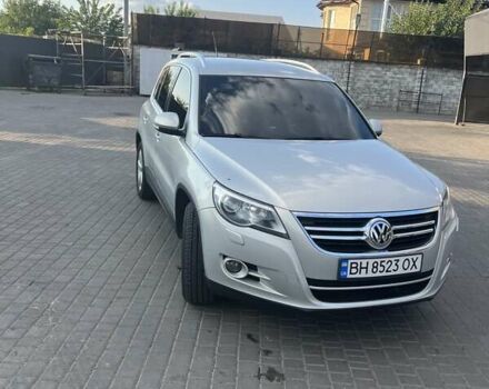 Серый Фольксваген Тигуан, объемом двигателя 1.98 л и пробегом 161 тыс. км за 13200 $, фото 2 на Automoto.ua