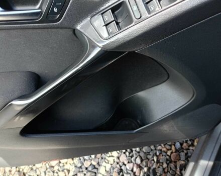 Серый Фольксваген Тигуан, объемом двигателя 2 л и пробегом 252 тыс. км за 11700 $, фото 5 на Automoto.ua