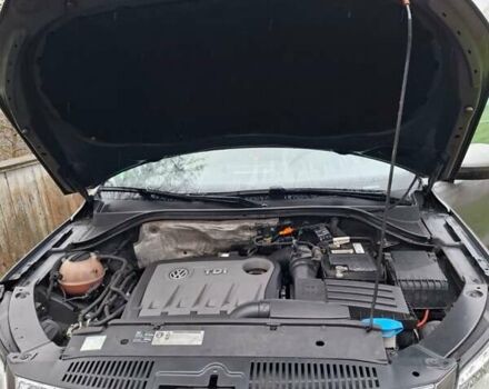 Серый Фольксваген Тигуан, объемом двигателя 1.97 л и пробегом 223 тыс. км за 15800 $, фото 5 на Automoto.ua