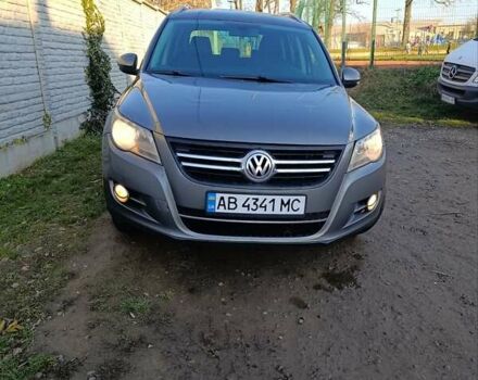 Сірий Фольксваген Тігуан, об'ємом двигуна 2 л та пробігом 288 тис. км за 9000 $, фото 6 на Automoto.ua