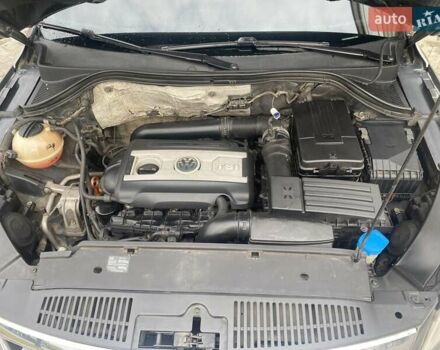 Сірий Фольксваген Тігуан, об'ємом двигуна 1.98 л та пробігом 167 тис. км за 10500 $, фото 7 на Automoto.ua