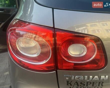 Серый Фольксваген Тигуан, объемом двигателя 1.98 л и пробегом 116 тыс. км за 11200 $, фото 15 на Automoto.ua