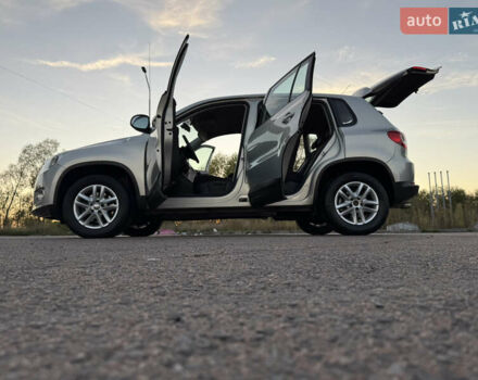 Серый Фольксваген Тигуан, объемом двигателя 1.97 л и пробегом 160 тыс. км за 13950 $, фото 15 на Automoto.ua