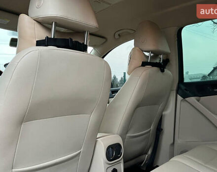 Серый Фольксваген Тигуан, объемом двигателя 1.98 л и пробегом 244 тыс. км за 11000 $, фото 20 на Automoto.ua