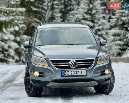 Серый Фольксваген Тигуан, объемом двигателя 2 л и пробегом 265 тыс. км за 11500 $, фото 23 на Automoto.ua