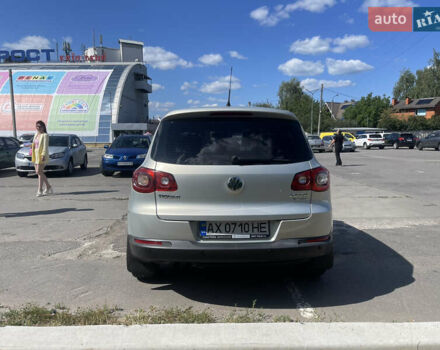 Серый Фольксваген Тигуан, объемом двигателя 1.98 л и пробегом 151 тыс. км за 11500 $, фото 4 на Automoto.ua