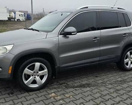 Сірий Фольксваген Тігуан, об'ємом двигуна 2 л та пробігом 191 тис. км за 9200 $, фото 13 на Automoto.ua