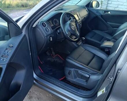 Сірий Фольксваген Тігуан, об'ємом двигуна 2 л та пробігом 288 тис. км за 9000 $, фото 10 на Automoto.ua