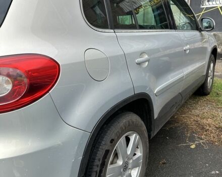 Серый Фольксваген Тигуан, объемом двигателя 2 л и пробегом 132 тыс. км за 10900 $, фото 19 на Automoto.ua