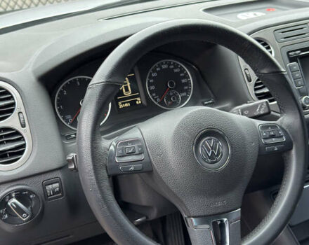 Сірий Фольксваген Тігуан, об'ємом двигуна 1.97 л та пробігом 250 тис. км за 11900 $, фото 20 на Automoto.ua