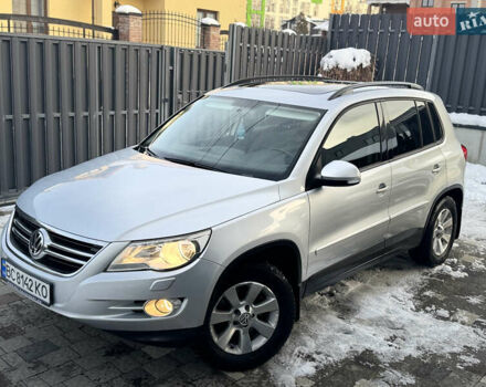 Серый Фольксваген Тигуан, объемом двигателя 2 л и пробегом 158 тыс. км за 9550 $, фото 6 на Automoto.ua