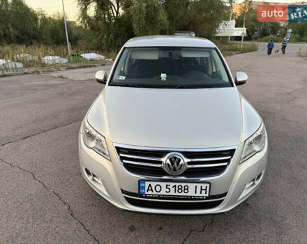 Серый Фольксваген Тигуан, объемом двигателя 1.97 л и пробегом 160 тыс. км за 13950 $, фото 1 на Automoto.ua