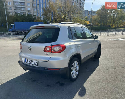 Сірий Фольксваген Тігуан, об'ємом двигуна 2 л та пробігом 295 тис. км за 8700 $, фото 6 на Automoto.ua