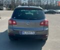 Сірий Фольксваген Тігуан, об'ємом двигуна 1.98 л та пробігом 250 тис. км за 10100 $, фото 2 на Automoto.ua