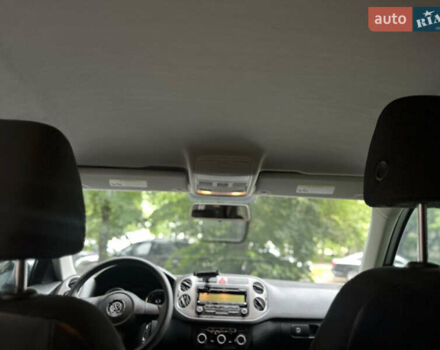 Серый Фольксваген Тигуан, объемом двигателя 1.98 л и пробегом 251 тыс. км за 9200 $, фото 52 на Automoto.ua