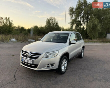 Серый Фольксваген Тигуан, объемом двигателя 1.97 л и пробегом 160 тыс. км за 13950 $, фото 2 на Automoto.ua