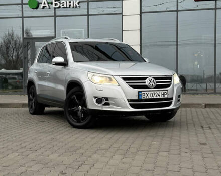 Серый Фольксваген Тигуан, объемом двигателя 2 л и пробегом 225 тыс. км за 11500 $, фото 78 на Automoto.ua