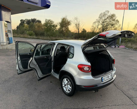 Серый Фольксваген Тигуан, объемом двигателя 1.97 л и пробегом 160 тыс. км за 13950 $, фото 16 на Automoto.ua