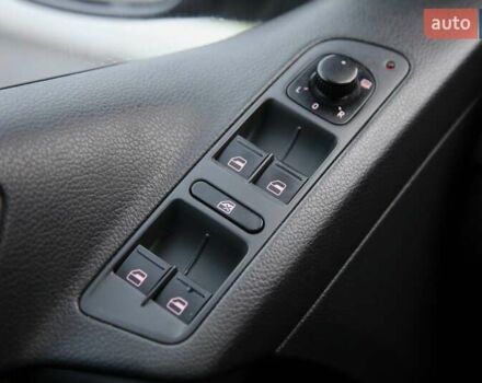 Серый Фольксваген Тигуан, объемом двигателя 2 л и пробегом 152 тыс. км за 10500 $, фото 19 на Automoto.ua