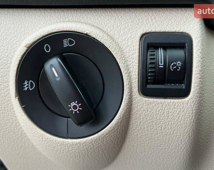 Серый Фольксваген Тигуан, объемом двигателя 1.98 л и пробегом 244 тыс. км за 11000 $, фото 13 на Automoto.ua