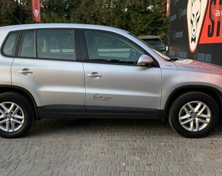 Серый Фольксваген Тигуан, объемом двигателя 2 л и пробегом 112 тыс. км за 10500 $, фото 8 на Automoto.ua