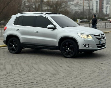 Серый Фольксваген Тигуан, объемом двигателя 2 л и пробегом 225 тыс. км за 11500 $, фото 29 на Automoto.ua