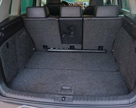 Сірий Фольксваген Тігуан, об'ємом двигуна 2 л та пробігом 288 тис. км за 9000 $, фото 18 на Automoto.ua