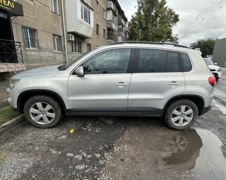 Серый Фольксваген Тигуан, объемом двигателя 2 л и пробегом 132 тыс. км за 10900 $, фото 16 на Automoto.ua