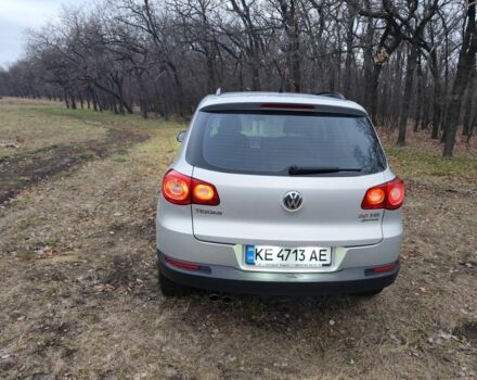 Серый Фольксваген Тигуан, объемом двигателя 2 л и пробегом 194 тыс. км за 10800 $, фото 14 на Automoto.ua