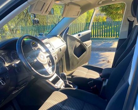 Серый Фольксваген Тигуан, объемом двигателя 2 л и пробегом 300 тыс. км за 12200 $, фото 2 на Automoto.ua