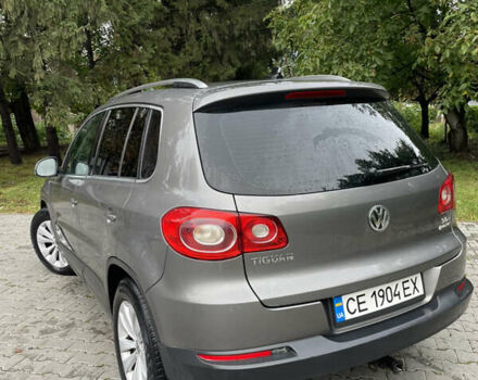 Сірий Фольксваген Тігуан, об'ємом двигуна 1.98 л та пробігом 250 тис. км за 9999 $, фото 2 на Automoto.ua